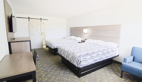 Double Room, 2 Queen Beds, Non Smoking