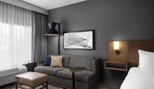 Room, 1 King Bed, Accessible, Bathtub