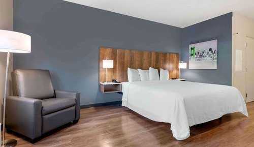 Studio, 1 King Bed, Non Smoking
