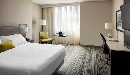 Club Room, 1 King Bed