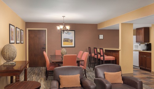Suite, 1 King Bed, Non Smoking