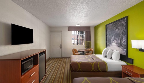 Room, 2 Double Beds, Non Smoking, Courtyard View (Second Floor)