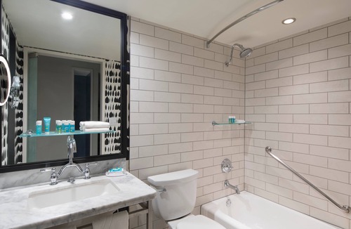 Lenox Hotel | Hotel Colee, Atlanta Buckhead, Autograph Collection