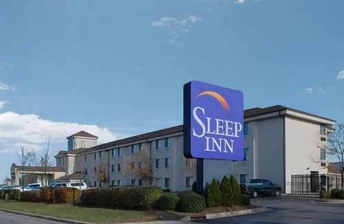 Liberty Area Hotel | Sleep Inn Lexington