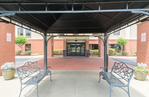 Bessemer Hotel | Hamilton Inn Bessemer