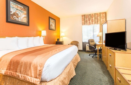 Sharonville Hotel | Baymont by Wyndham Cincinnati