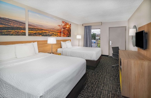 Cookeville Hotel | Days Inn by Wyndham Cookeville