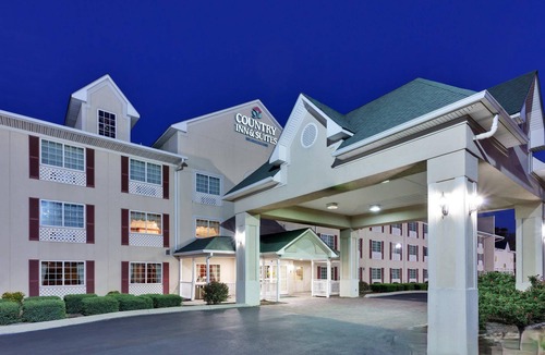 Antioch Hotel | Comfort Inn & Suites