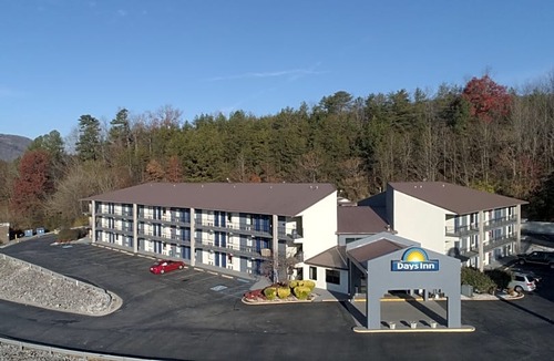 Lookout Valley Neighborhood Association Hotel | Days Inn by Wyndham Chattanooga Lookout Mountain West