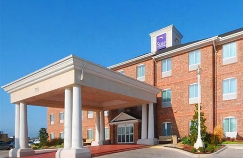 Waxahachie Hotel | Best Western Plus Waxahachie Inn & Suites