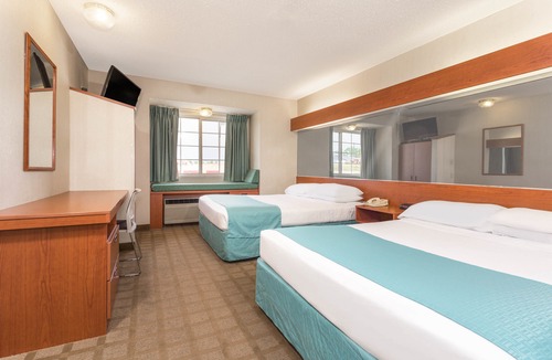 Dry Ridge Hotel | Microtel Inn & Suites by Wyndham Dry Ridge