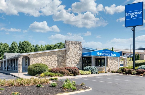 Sharonville Hotel | Rodeway Inn Sharonville