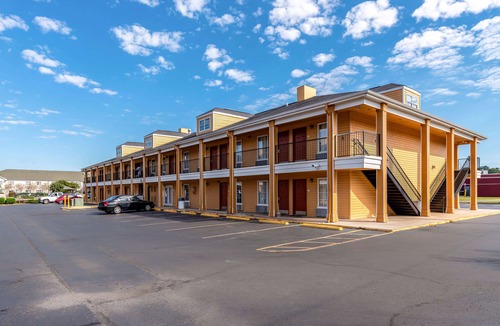 Decatur Hotel | Quality Inn Decatur River City