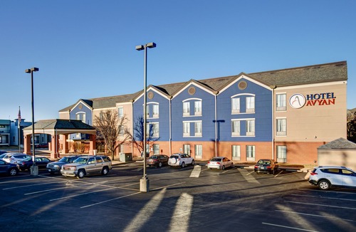 The Gate Hotel | Hotel Avyan