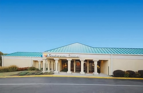 East Ridge Hotel | Best Western Plus Arbour Inn and Suites