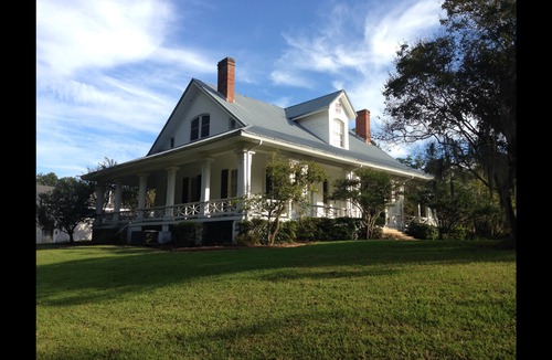 Alcorn State Hotel | Canemount Plantation Inn
