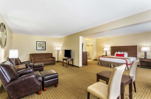 Bayou Cane Hotel | Ramada by Wyndham Houma
