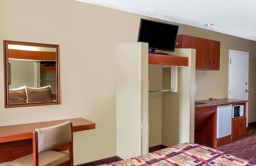 Norcross Hotel | Microtel Inn & Suites by Wyndham Norcross