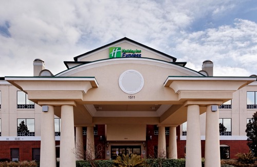 Crockett Hotel | Holiday Inn Express Crockett, an Ihg Hotel
