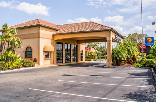 Sun City Center Hotel | Comfort Inn Sun City Center - Tampa South