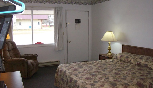Ozark Plaza Motel & RV Park