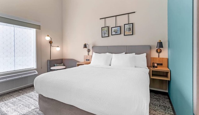 Sleep Inn & Suites